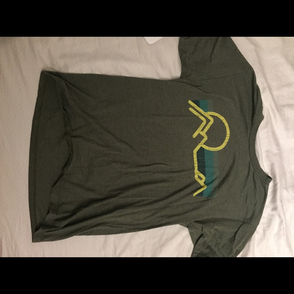 Marmot t shirt
